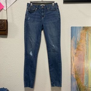 Levi Denizen Mid-Rise Skinny Jeans